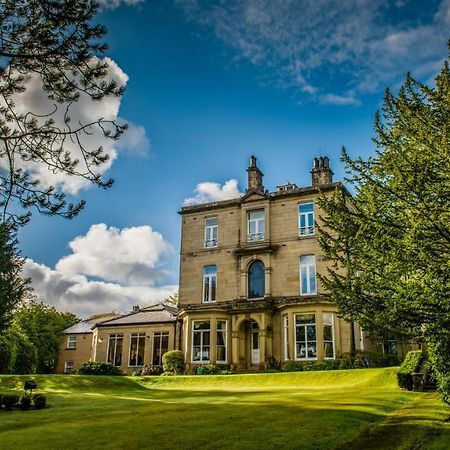 Astley Bank Hotel ダーウェン エクステリア 写真