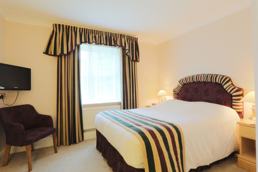 Astley Bank Hotel ダーウェン エクステリア 写真