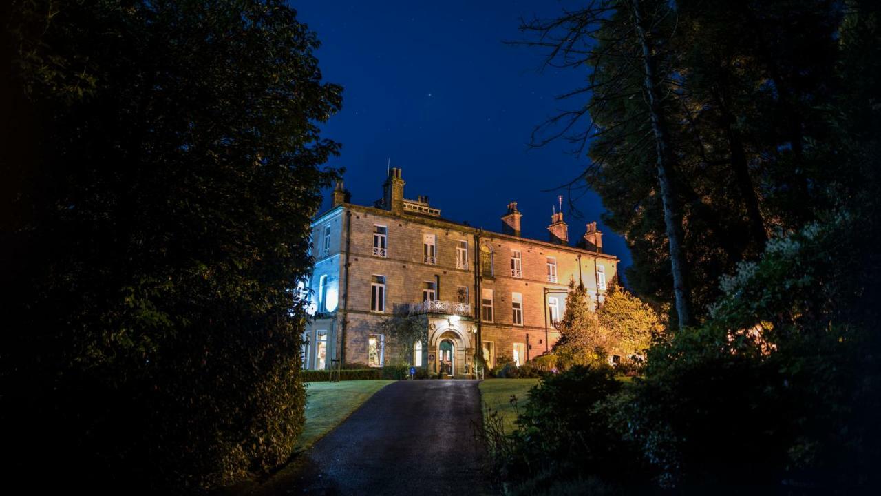 Astley Bank Hotel ダーウェン エクステリア 写真
